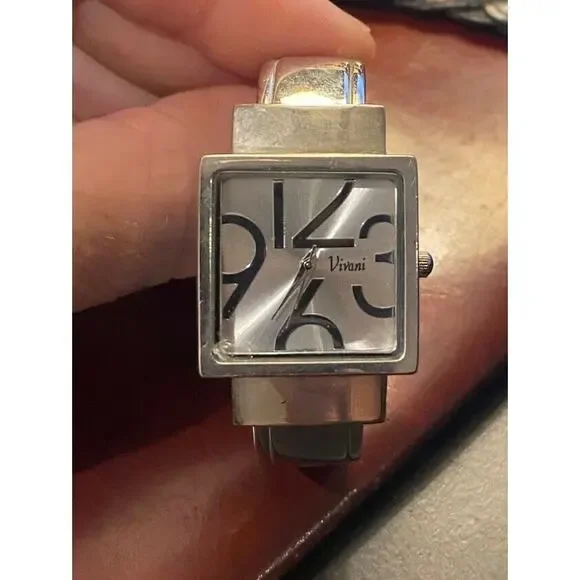 women's 27mm silver Tone Vivani Bangle Watch - Picture 1 of 3